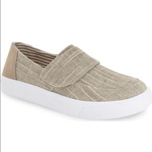 🔹 TOMS ‘Altair’ Slip On. Linen 8.5M